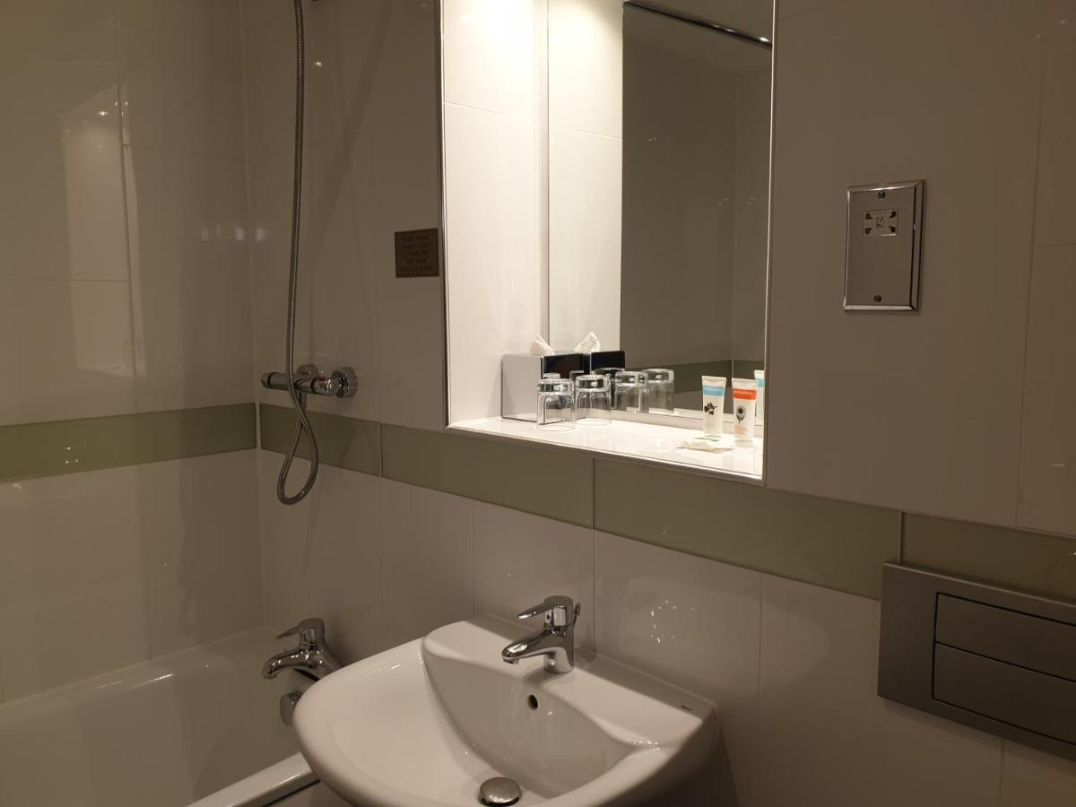 Legacy Preston International Hotel מראה חיצוני תמונה