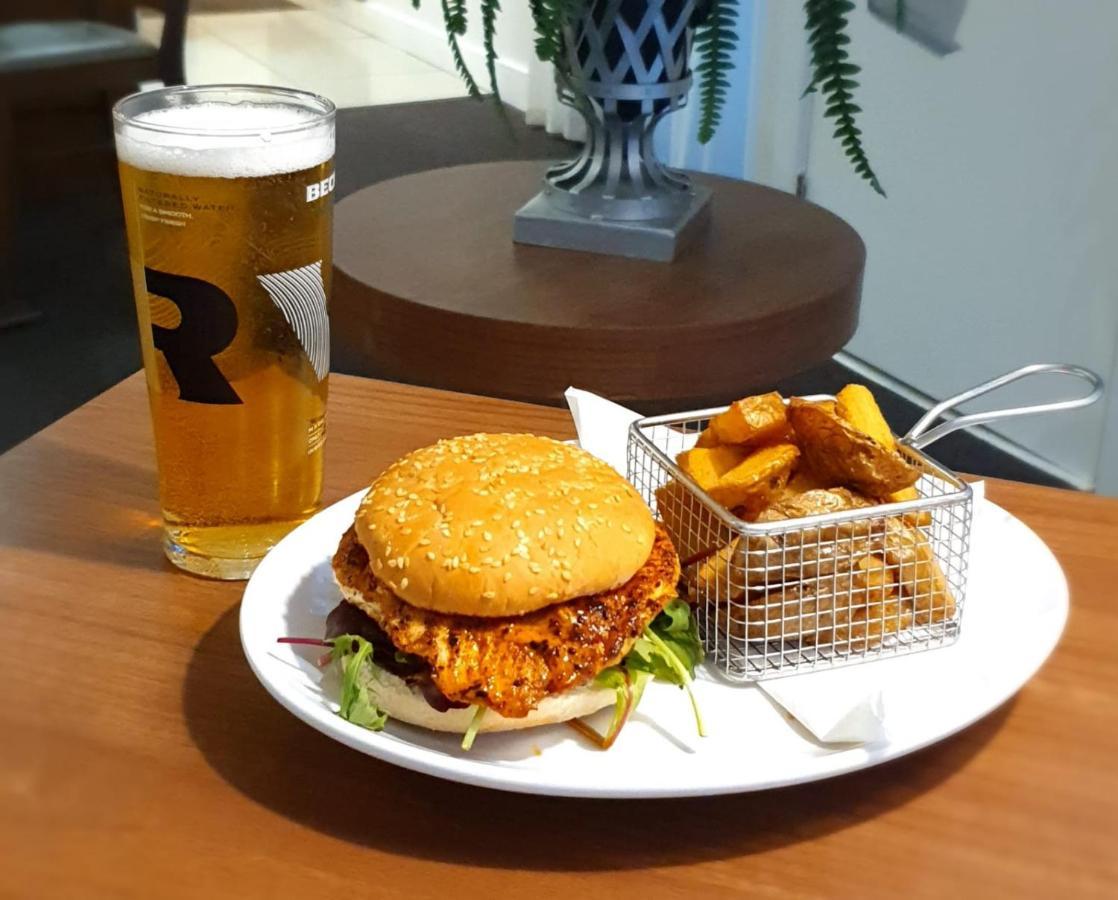 Legacy Preston International Hotel מראה חיצוני תמונה