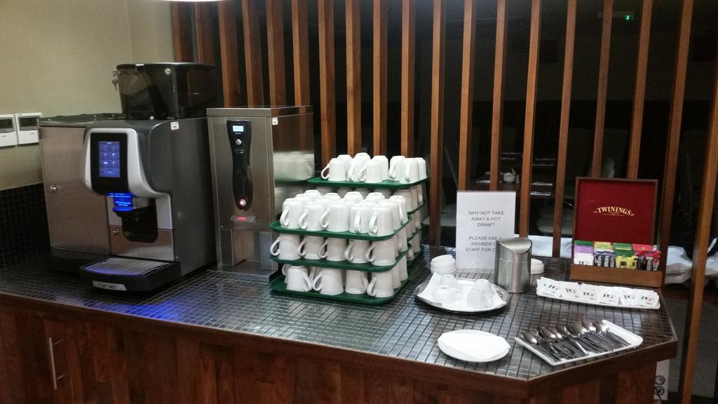 Legacy Preston International Hotel מראה חיצוני תמונה